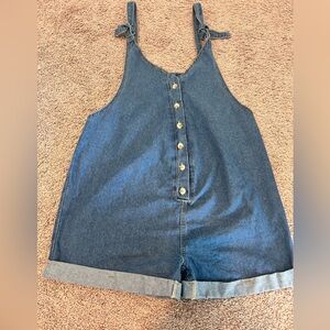 Jean Shorts Jumper for Women w Tie Straps & Buttons Down the Front

Size S